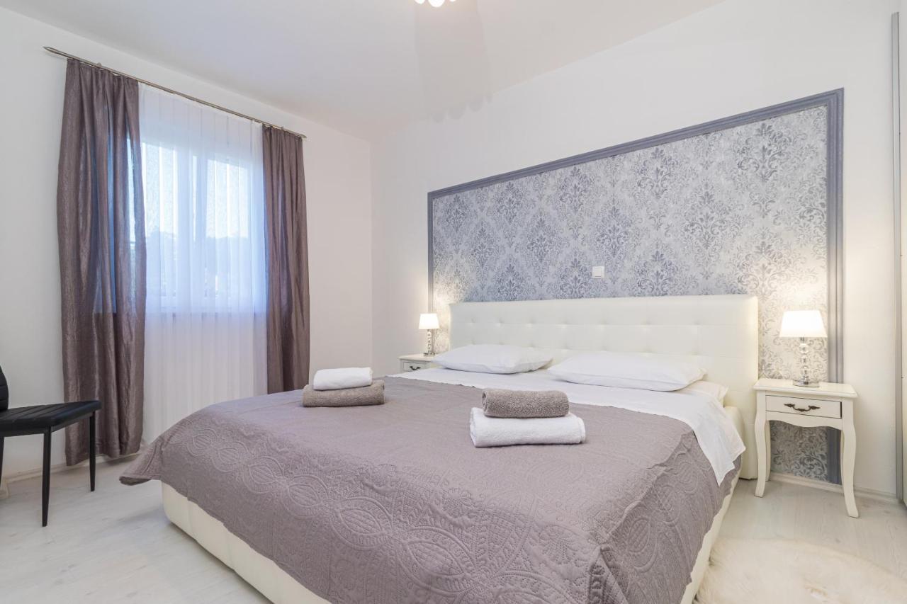 Three Waves Apartment New Pula Exteriér fotografie